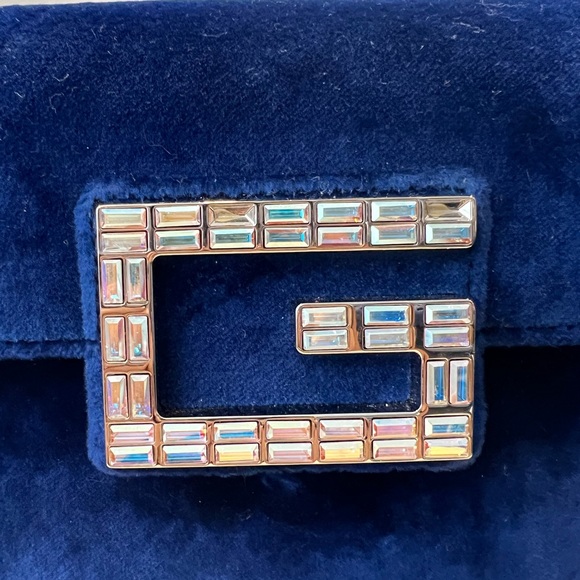 Gucci Authentic Velvet Blue Shoulder Bag, Gold Rope Chain - Picture 7 of 8